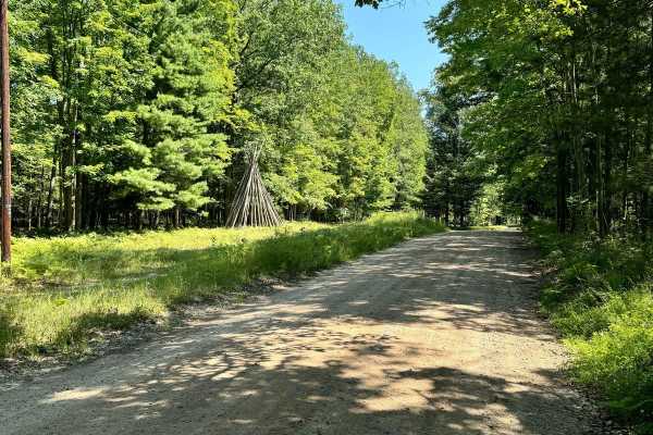 612 to Hill Road