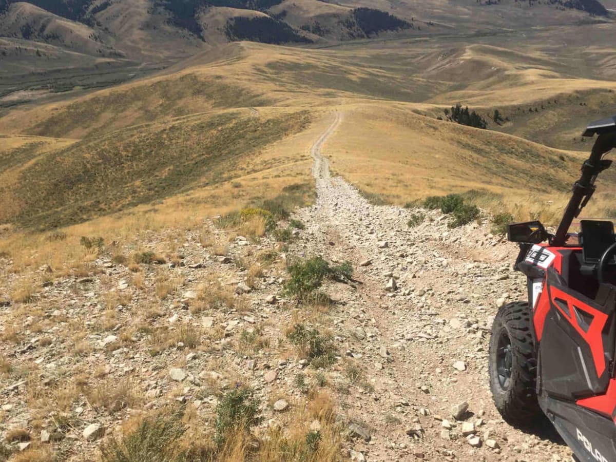 Deadhorse Road trail photo