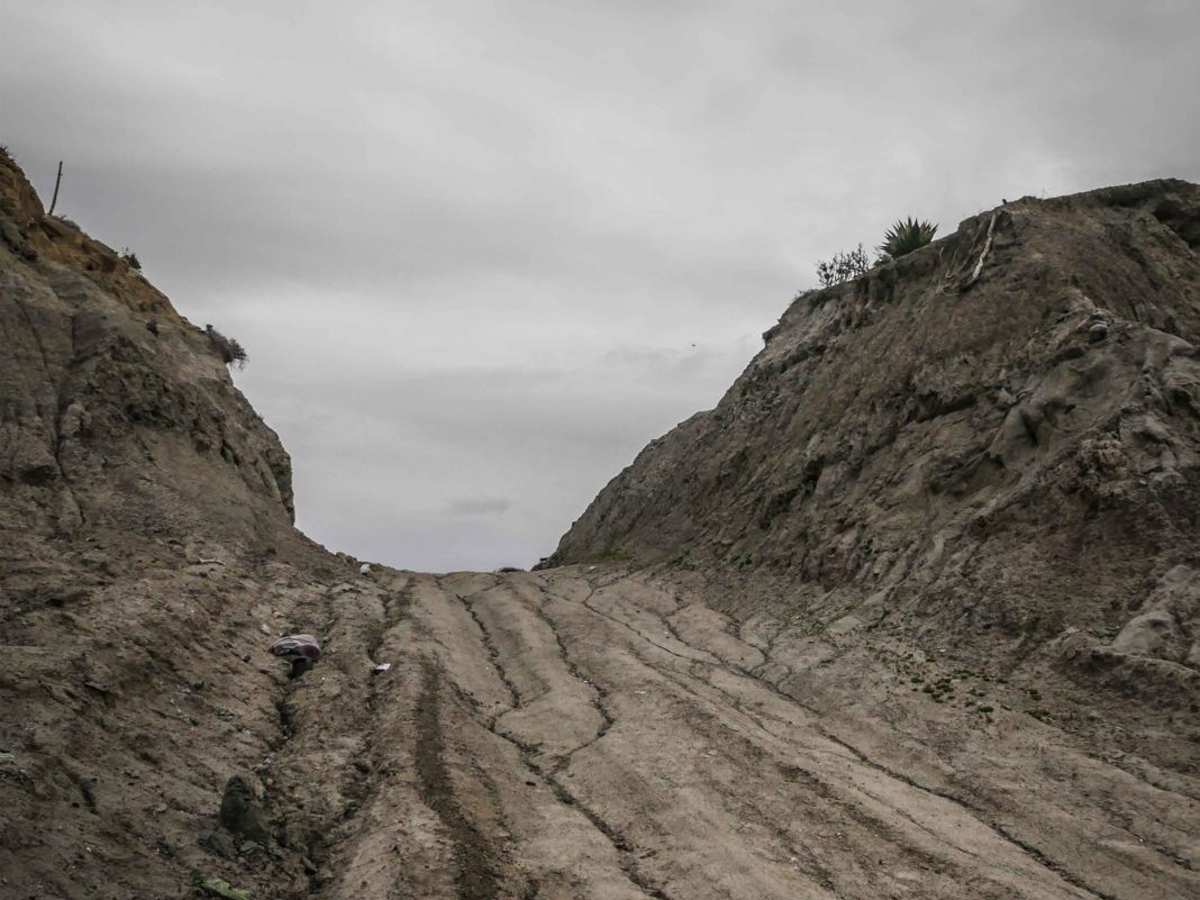 El Rosario Badlands trail photo