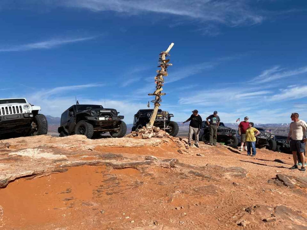 East Rim photo 5