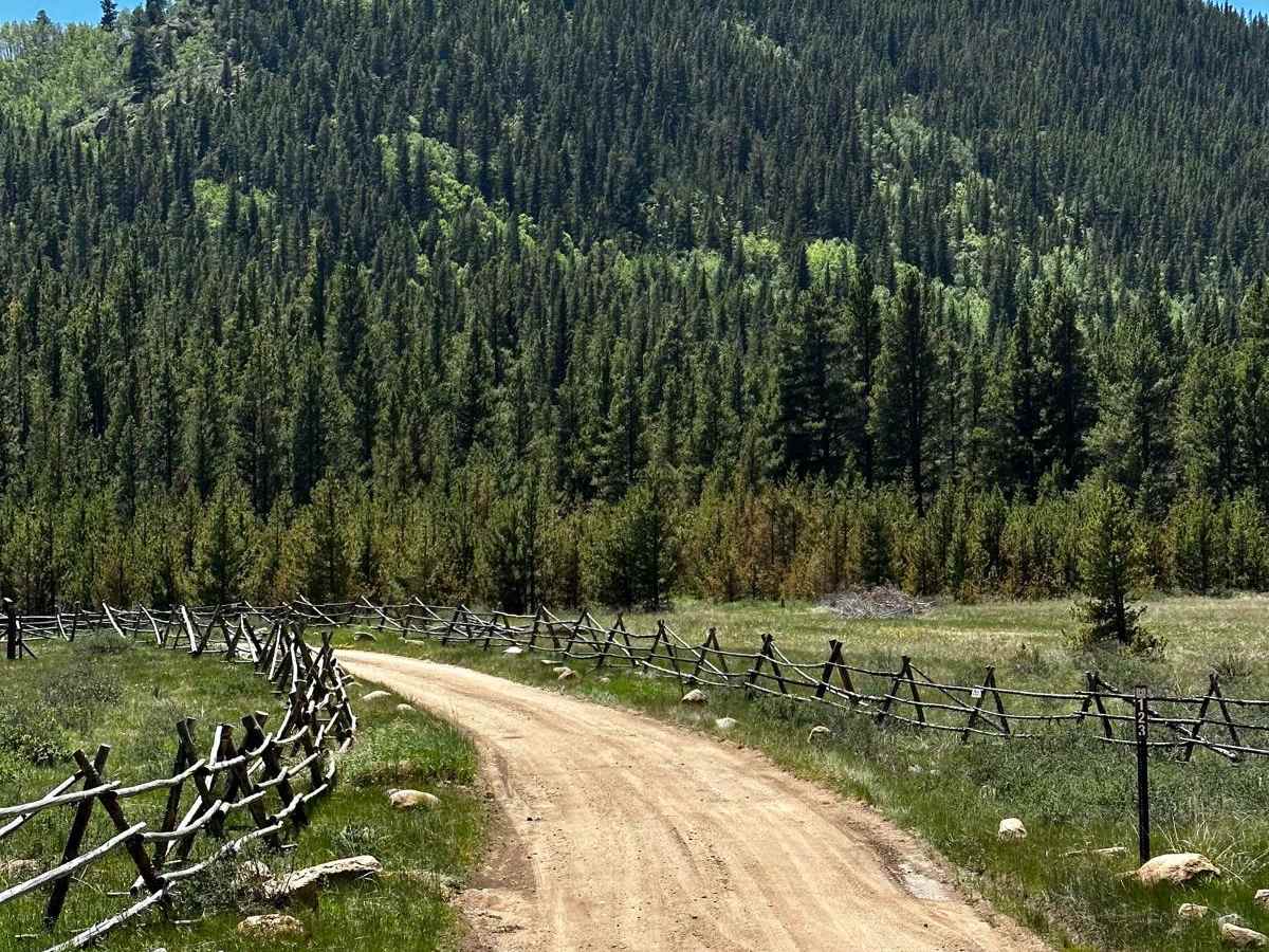 Beaver Creek photo 2