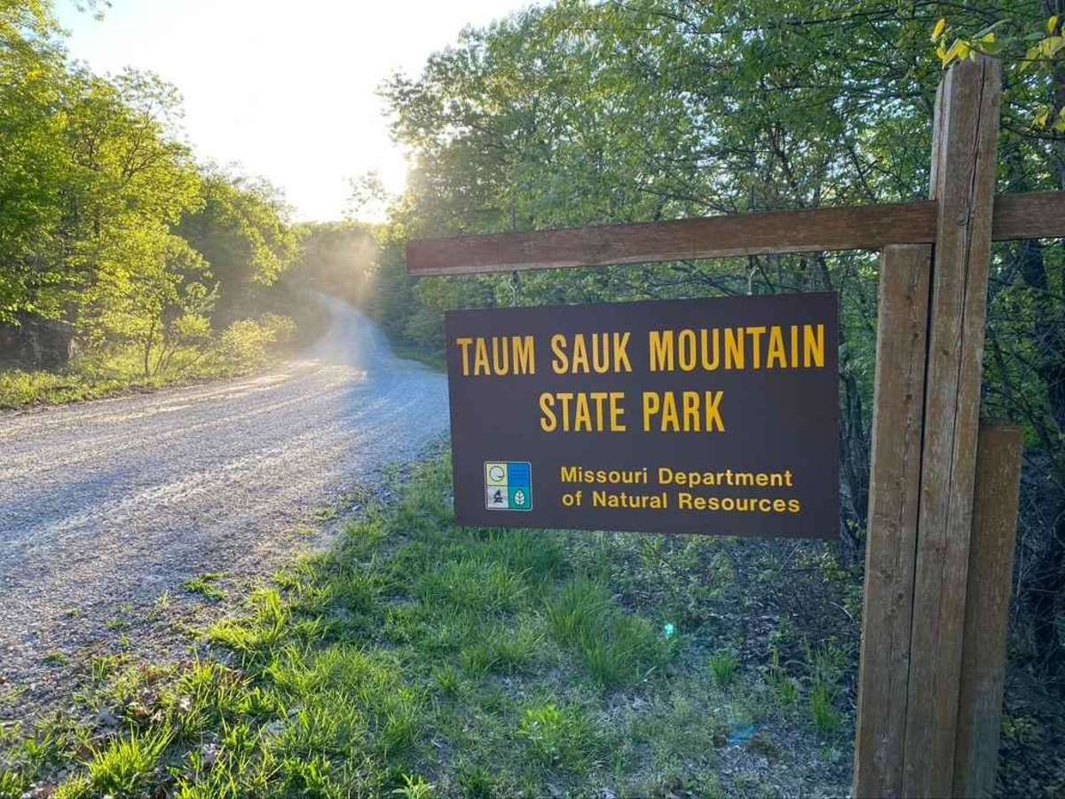 Taum Sauk Mountain Road trail photo