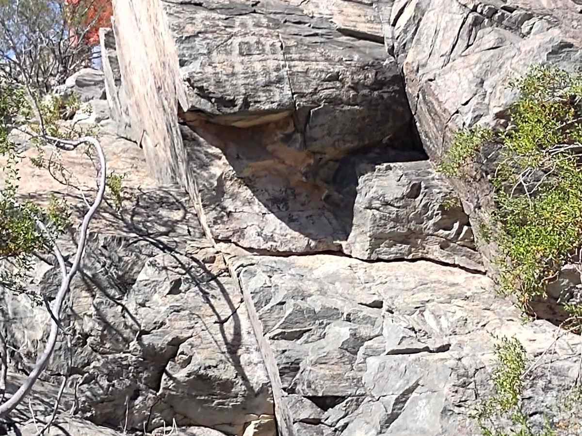 Granite Mountain Loop photo 4