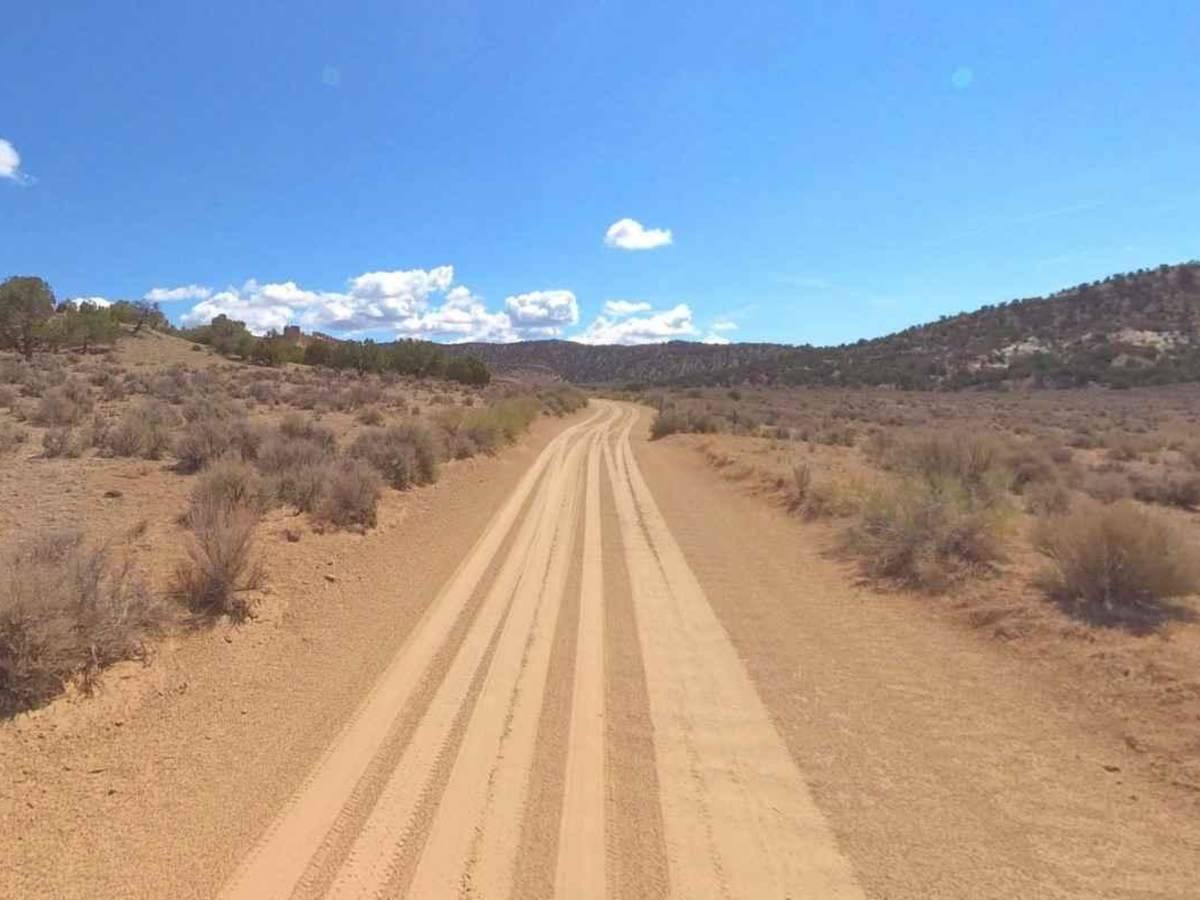 Four Mile Bench Road-BLM440 photo 6