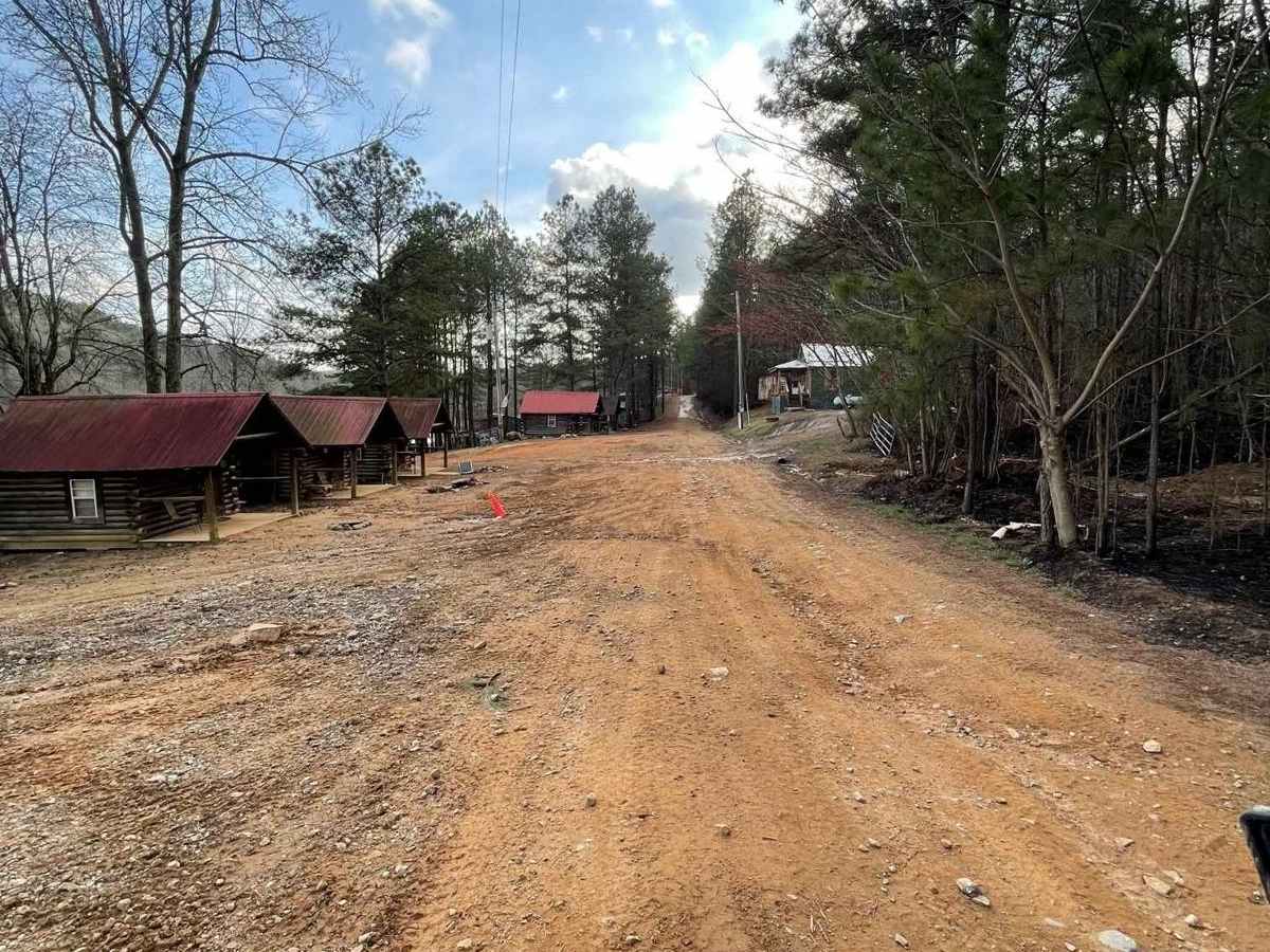 12 trail photo