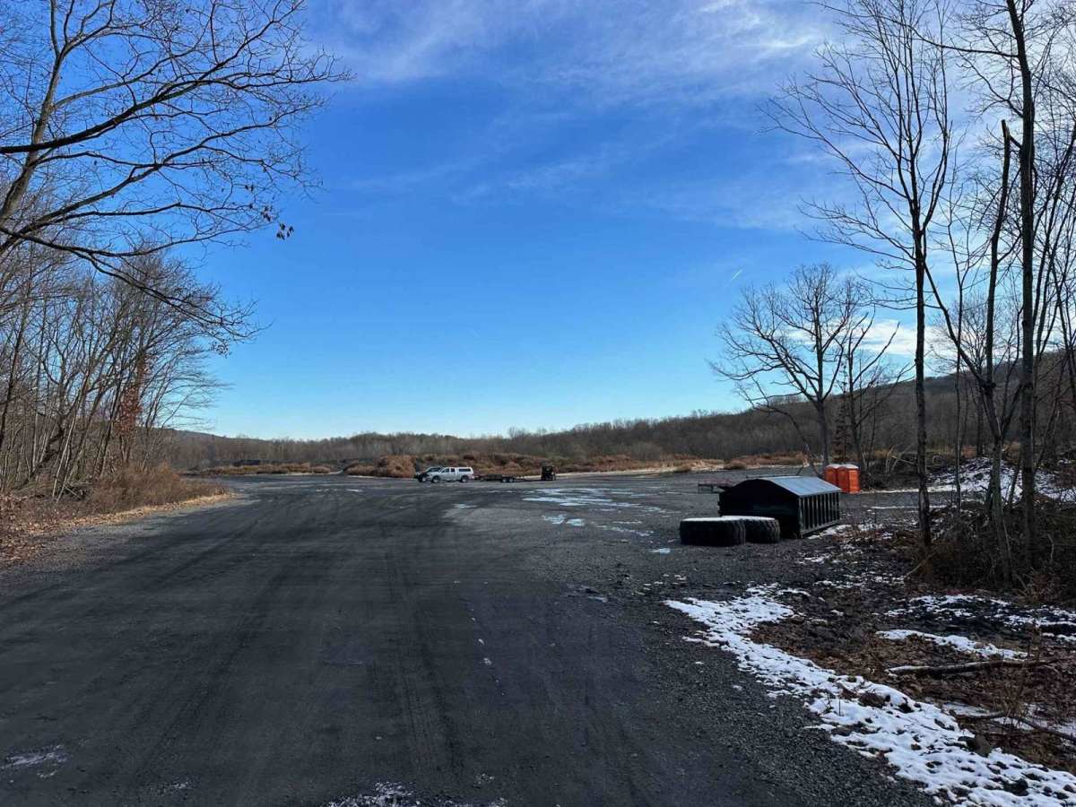 Locust Gap Entrance photo 4