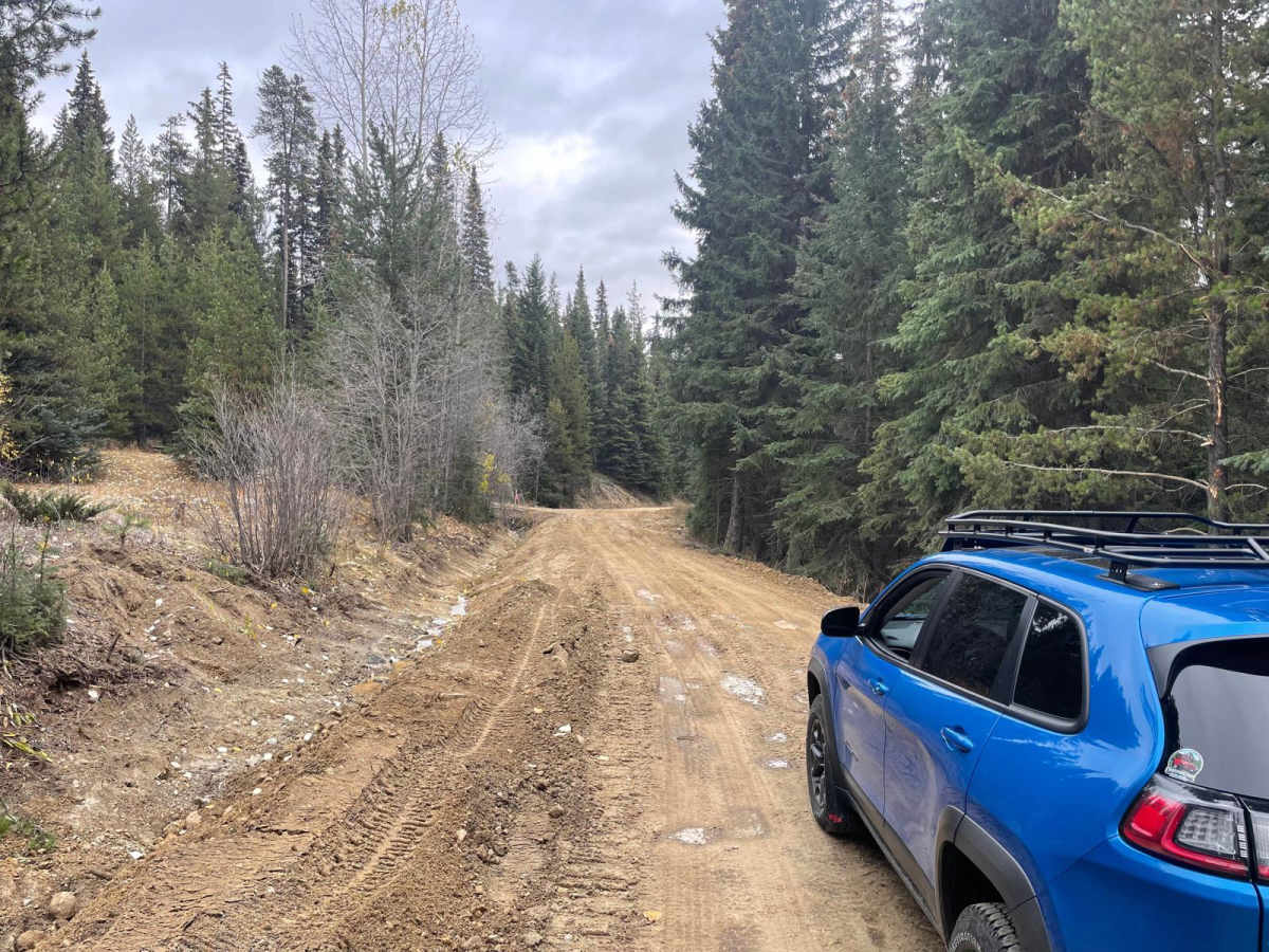 James Lake FSR photo 5