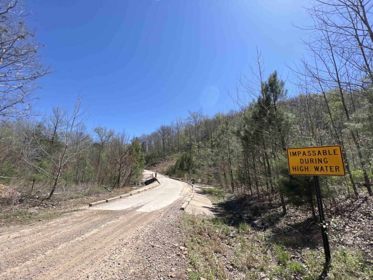 Fanes Creek 1520 photo 2
