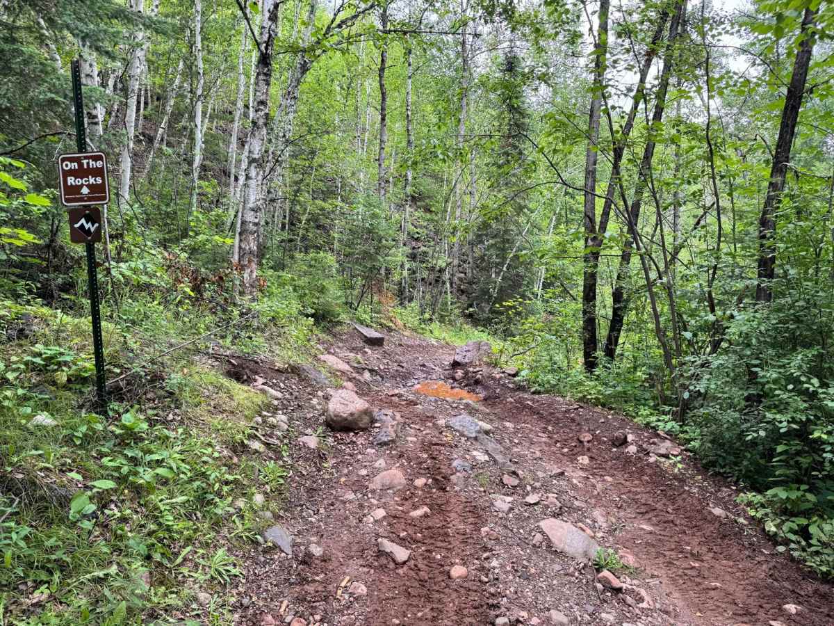 On the Rocks trail photo