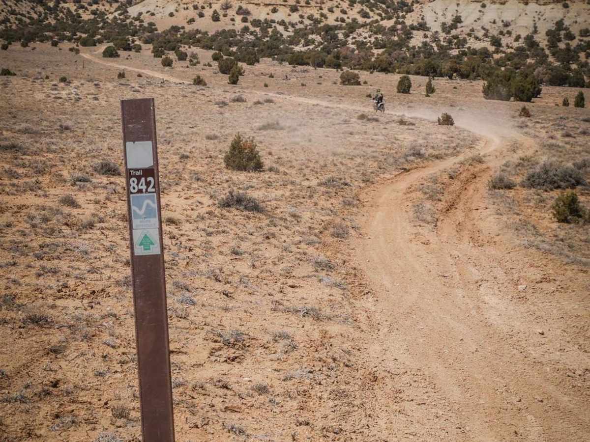 842 trail photo