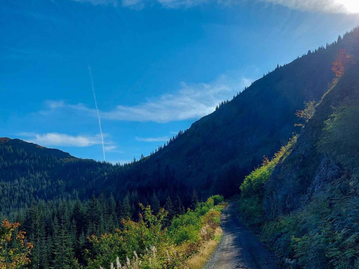Lookout Mountain Road trail photo