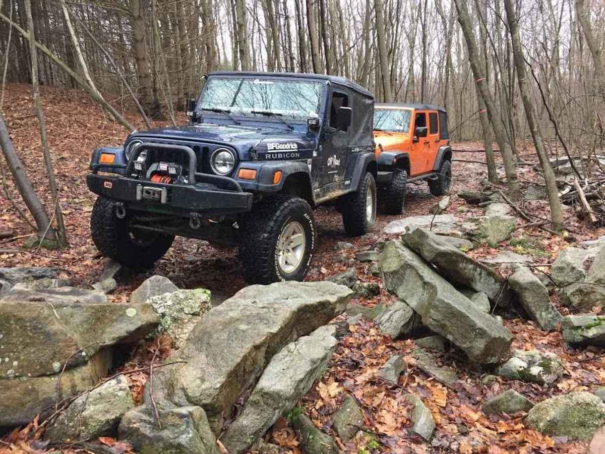32 Blue trail photo