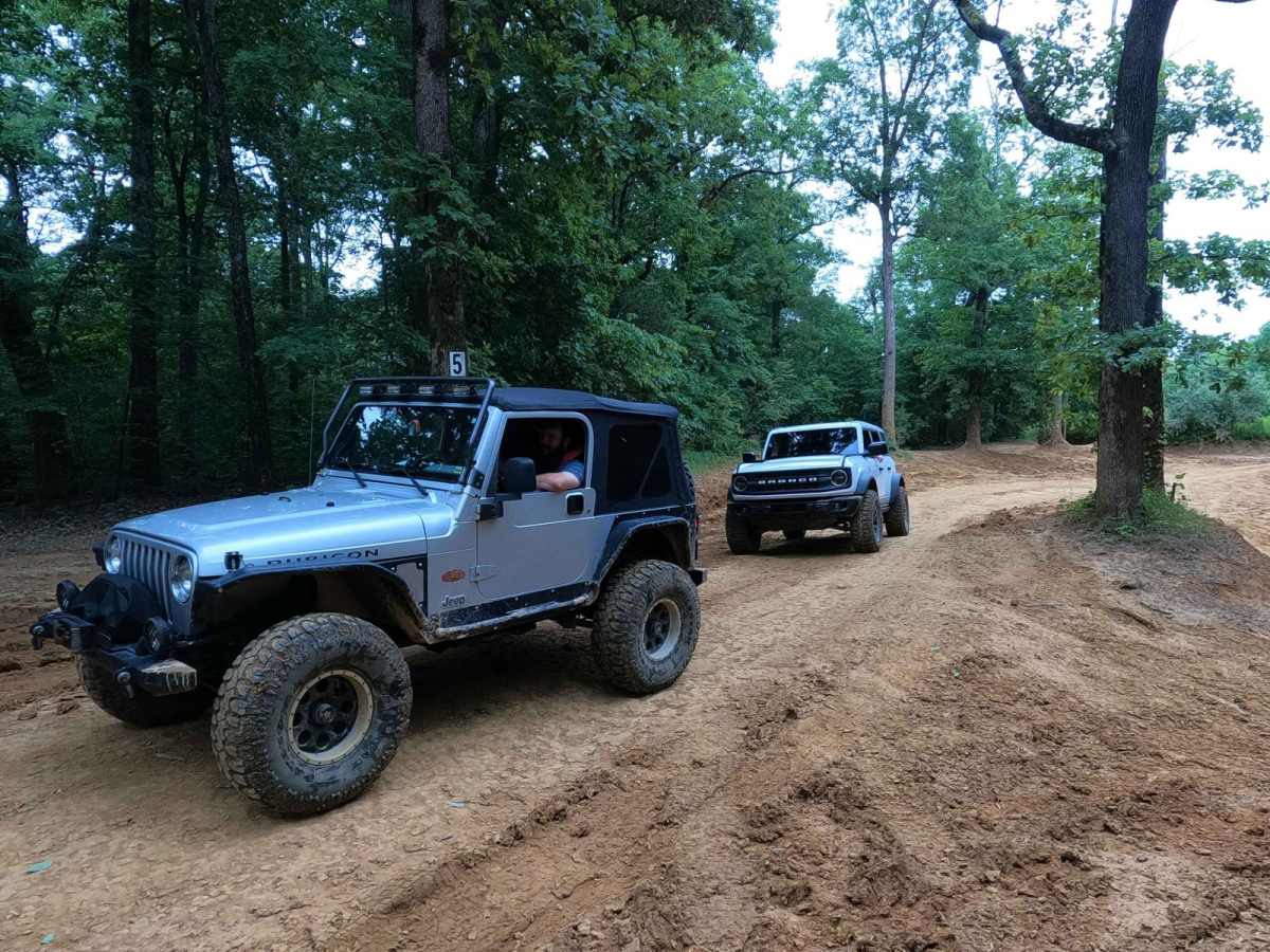 6 to 5 Road trail photo