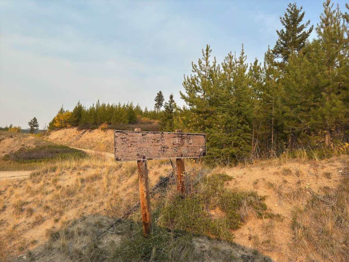 North Rye Mine trail photo