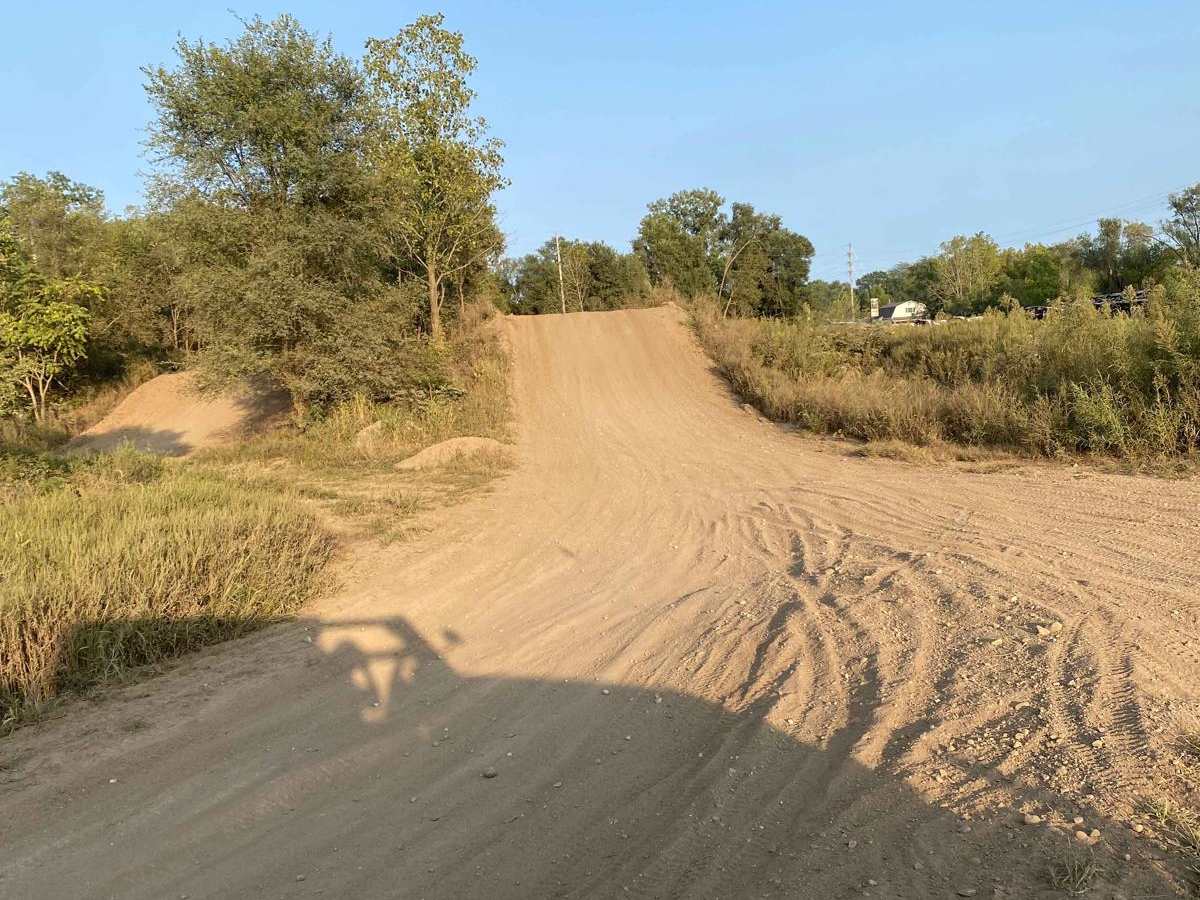 MX Track photo 3