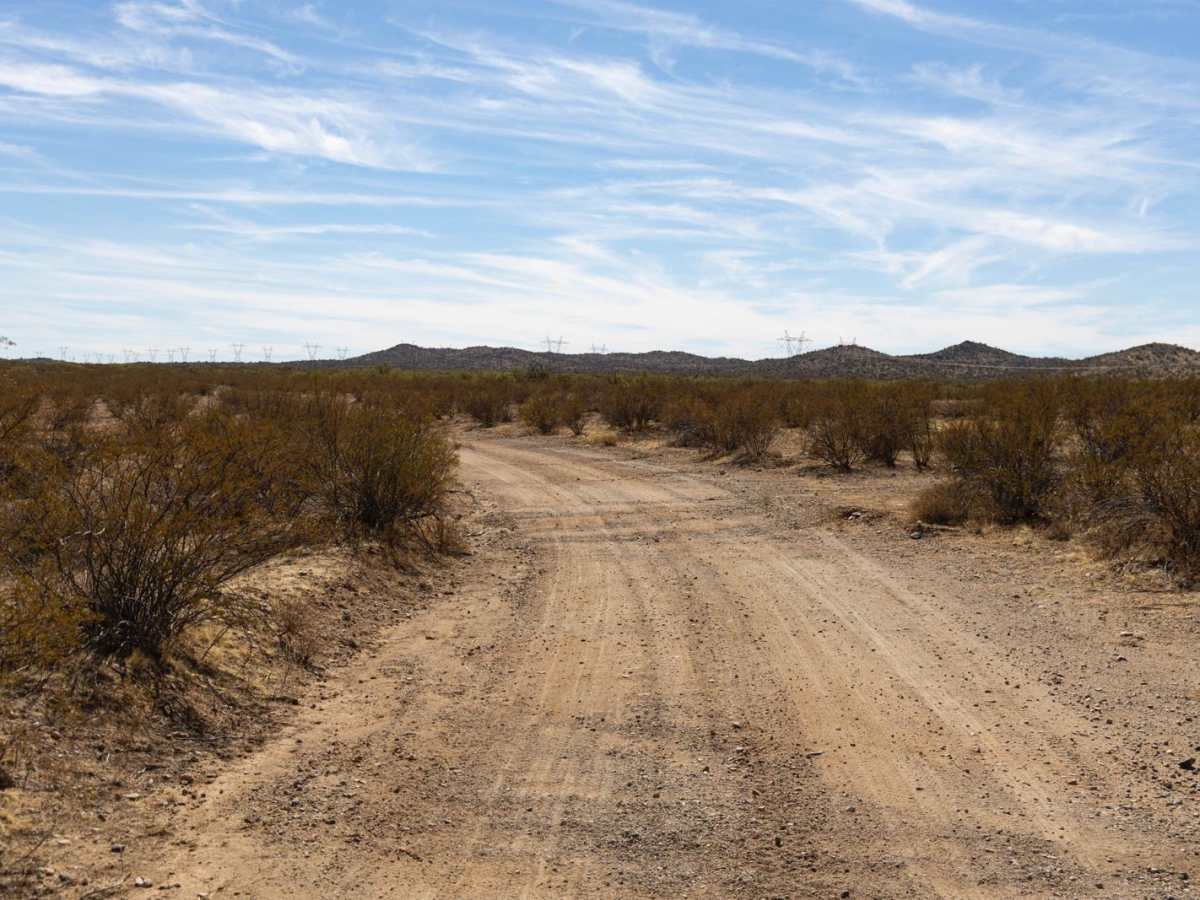 North Effus Ranch Road photo 4