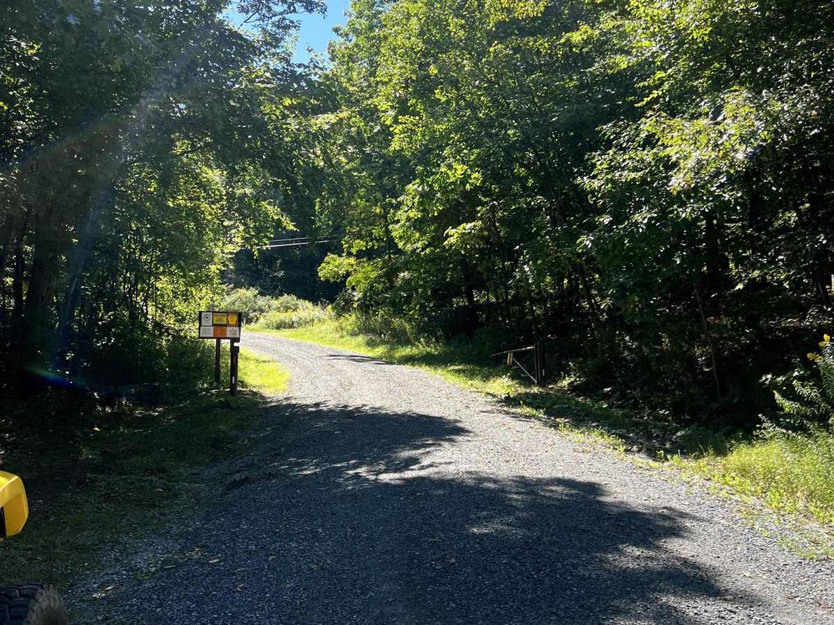 Governor's Run trail photo