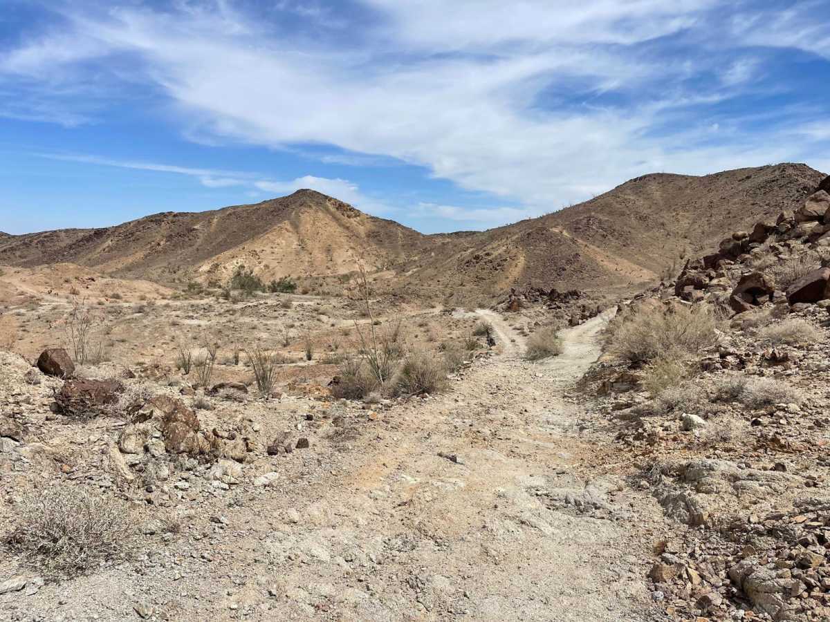 Vinagre Mine trail photo