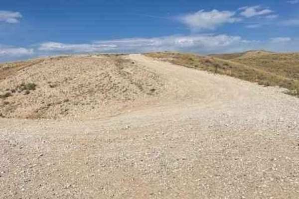 McCullough Peaks Road