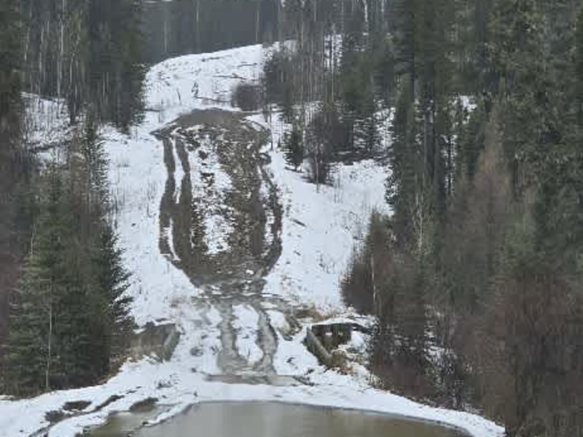 RR100 10-13 Access Road photo 2