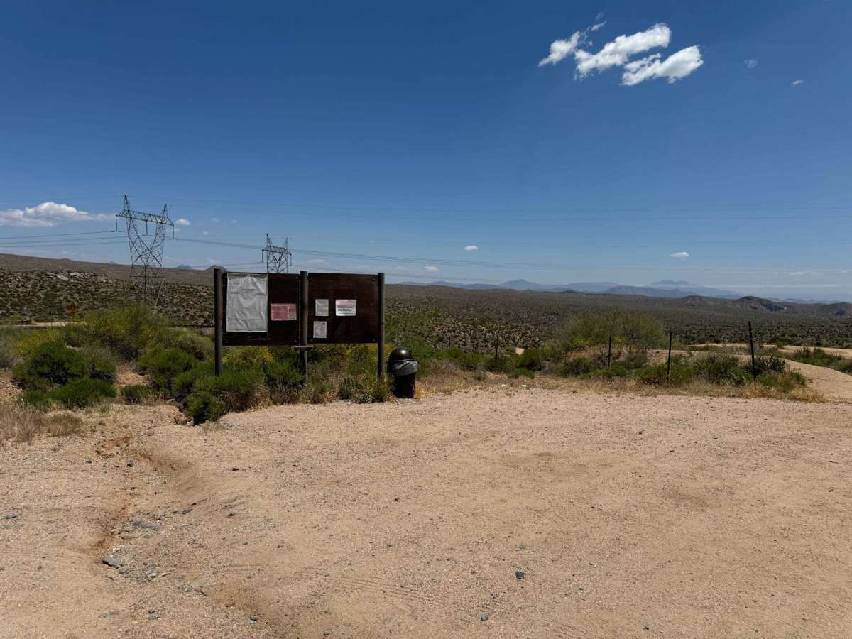 Gateway to Seven Springs trail photo