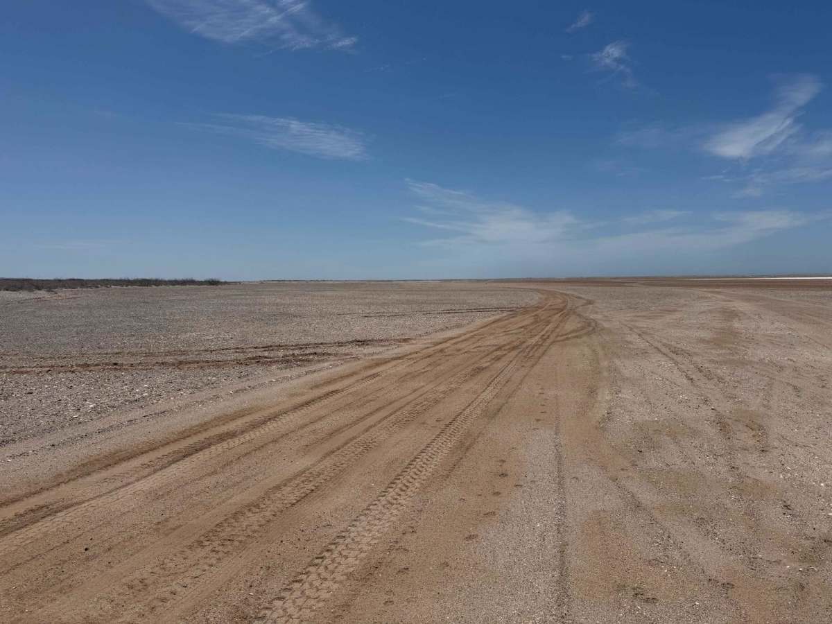 Upper Salt Flats trail photo