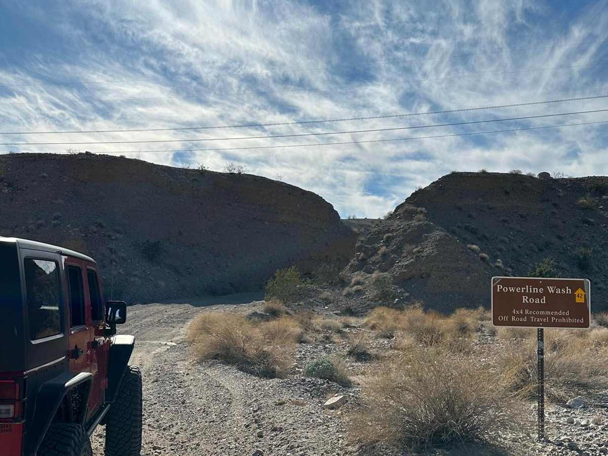 Powerline Wash Road trail photo