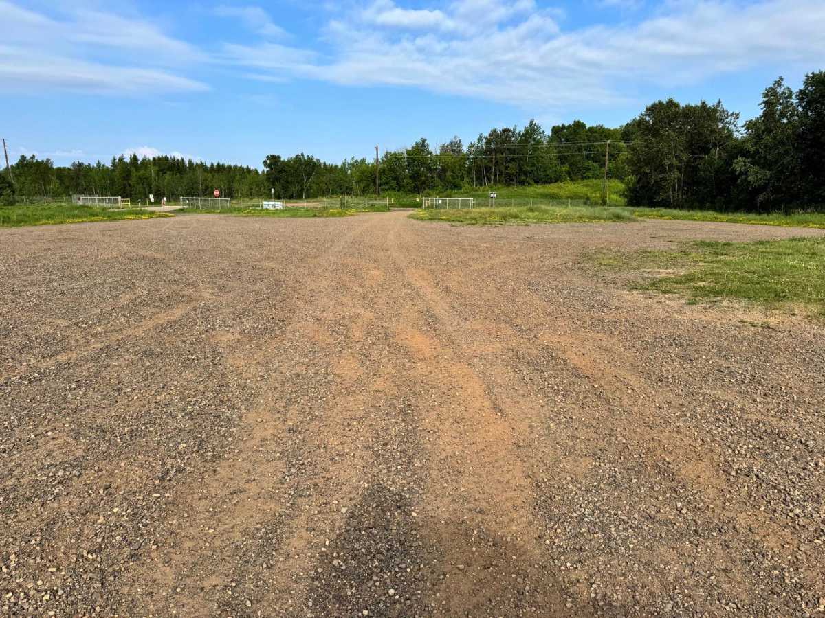 Parking & Wash Road photo 2