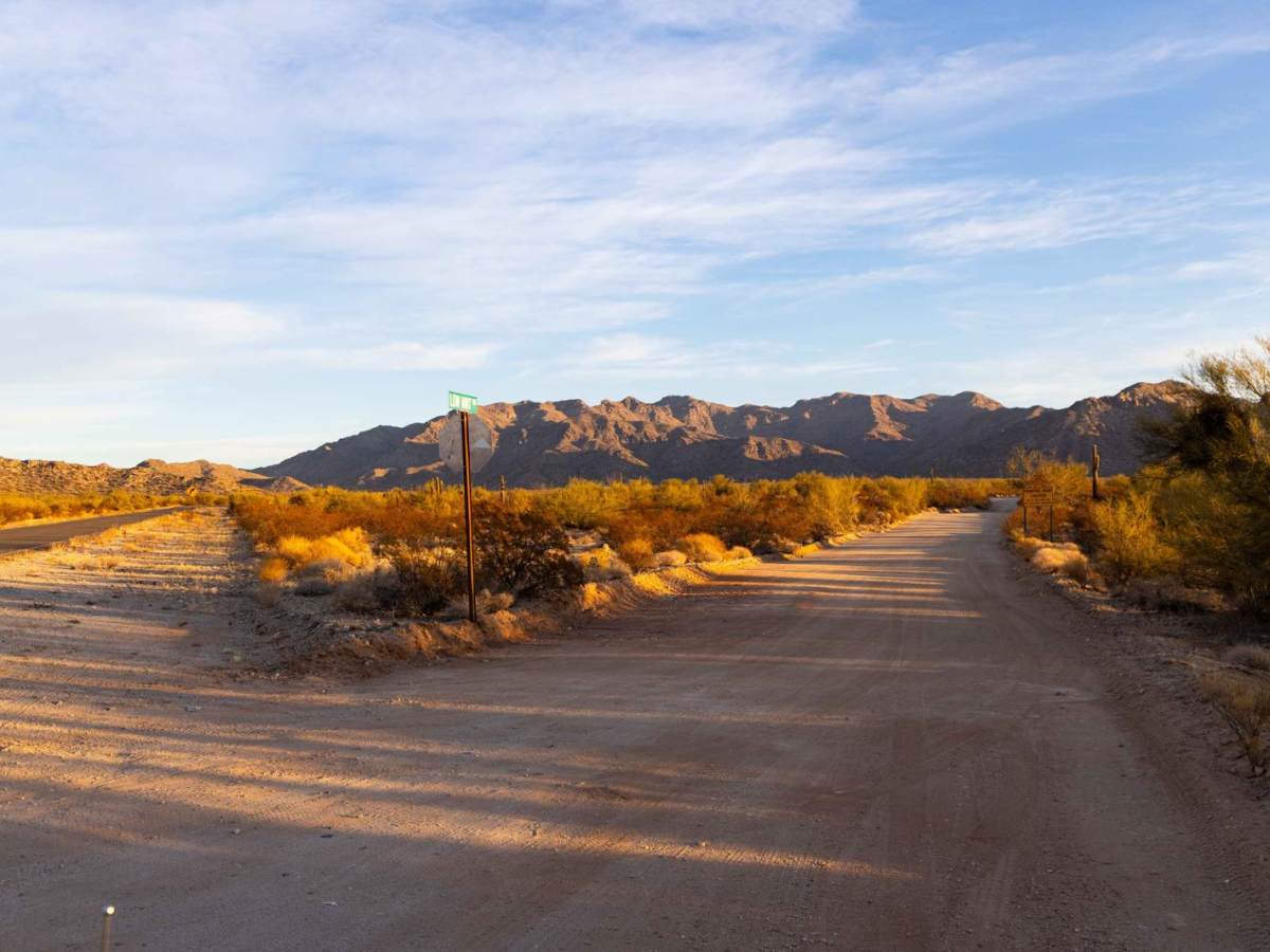 Low Mountain Road trail photo