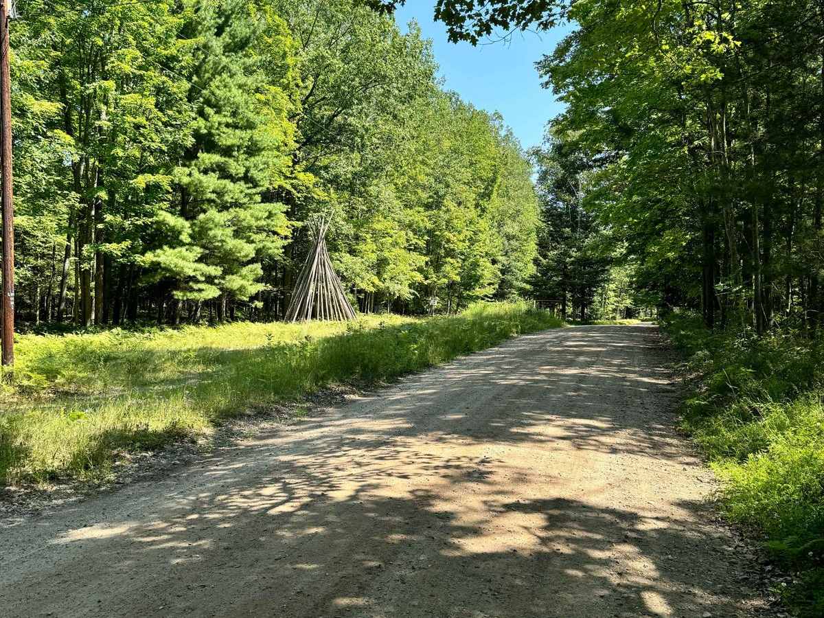 612 to Hill Road trail photo