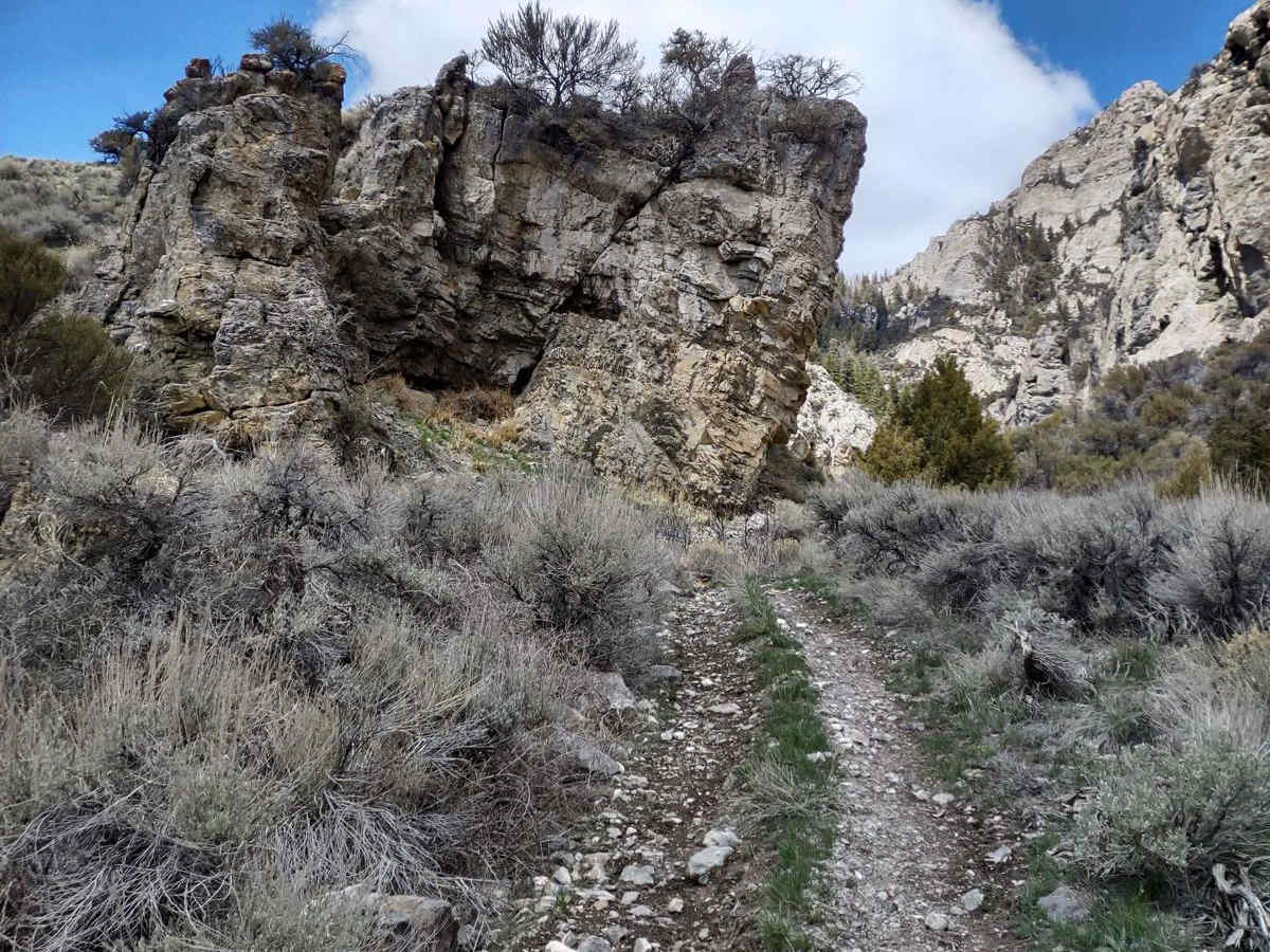 Beaverland Pass to Natural Arch photo 6