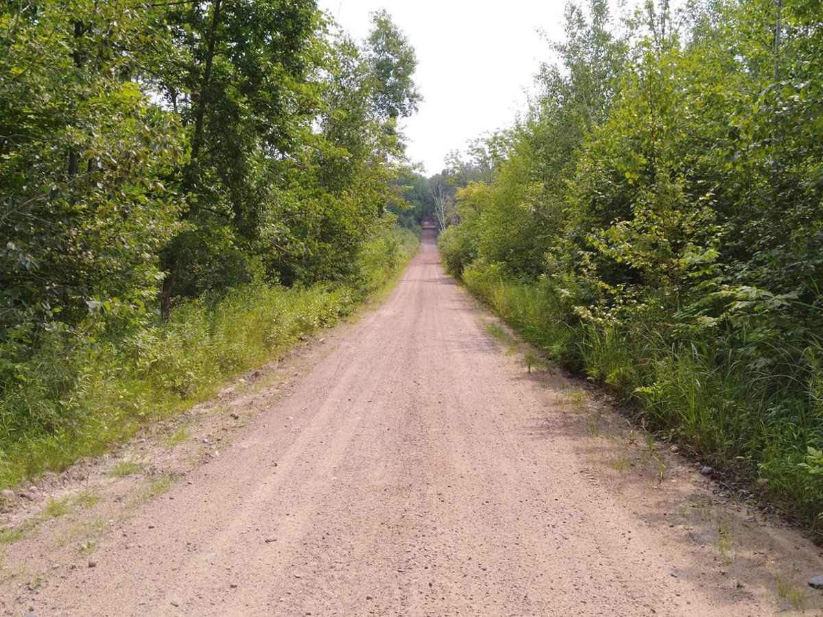 Emily - Blind Lake Trail - East 106 photo 2