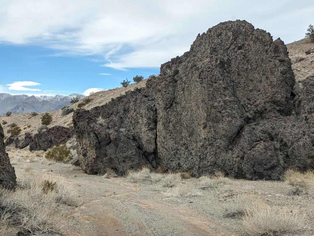 Horse Thief Canyon trail photo