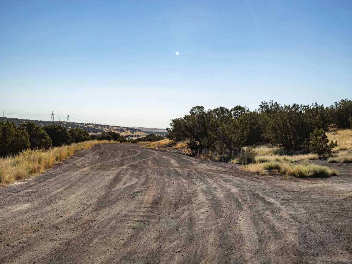 Two Guns Access trail photo