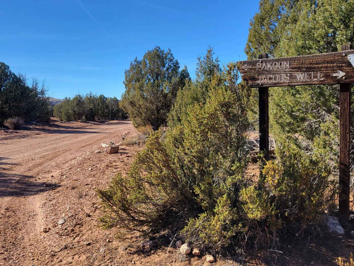 Black Canyon Road - BLM 1007 photo 2
