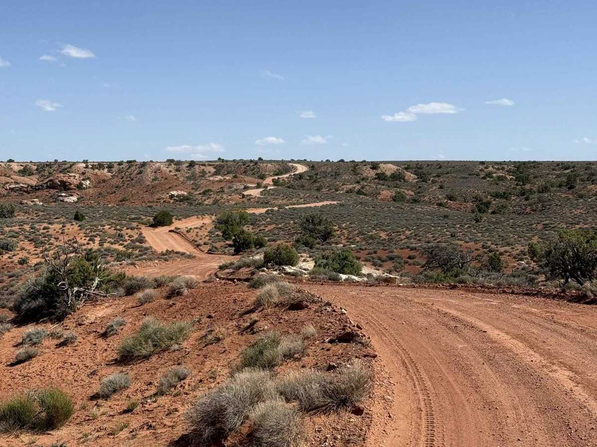 Orange Cliffs Trail photo 4