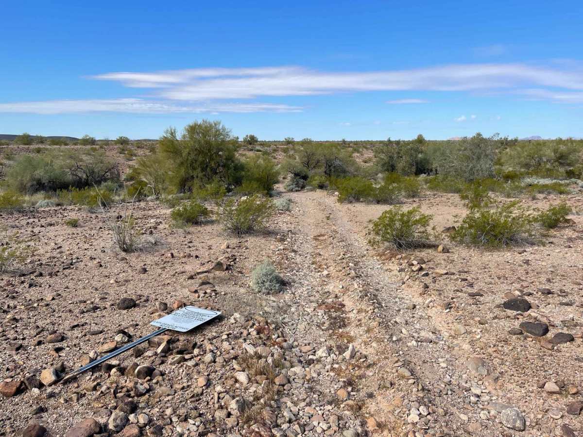 Coyote Mine Road photo 3