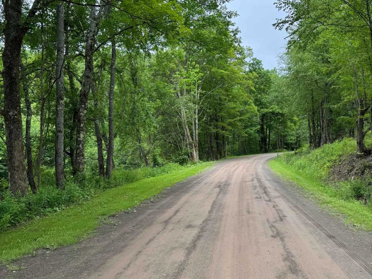 Readburn Road photo 2