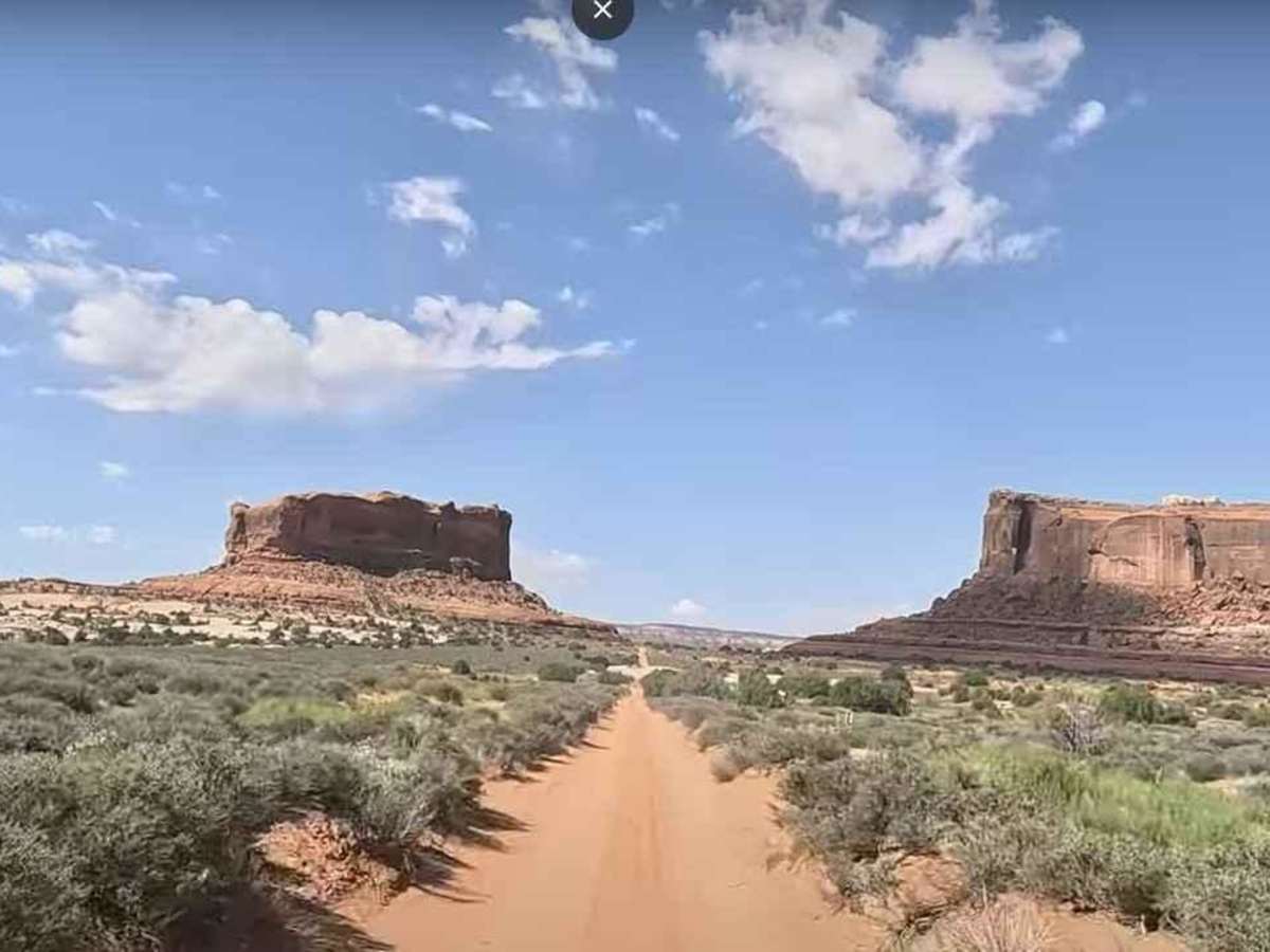 Buttes and Towers-Moab trail photo