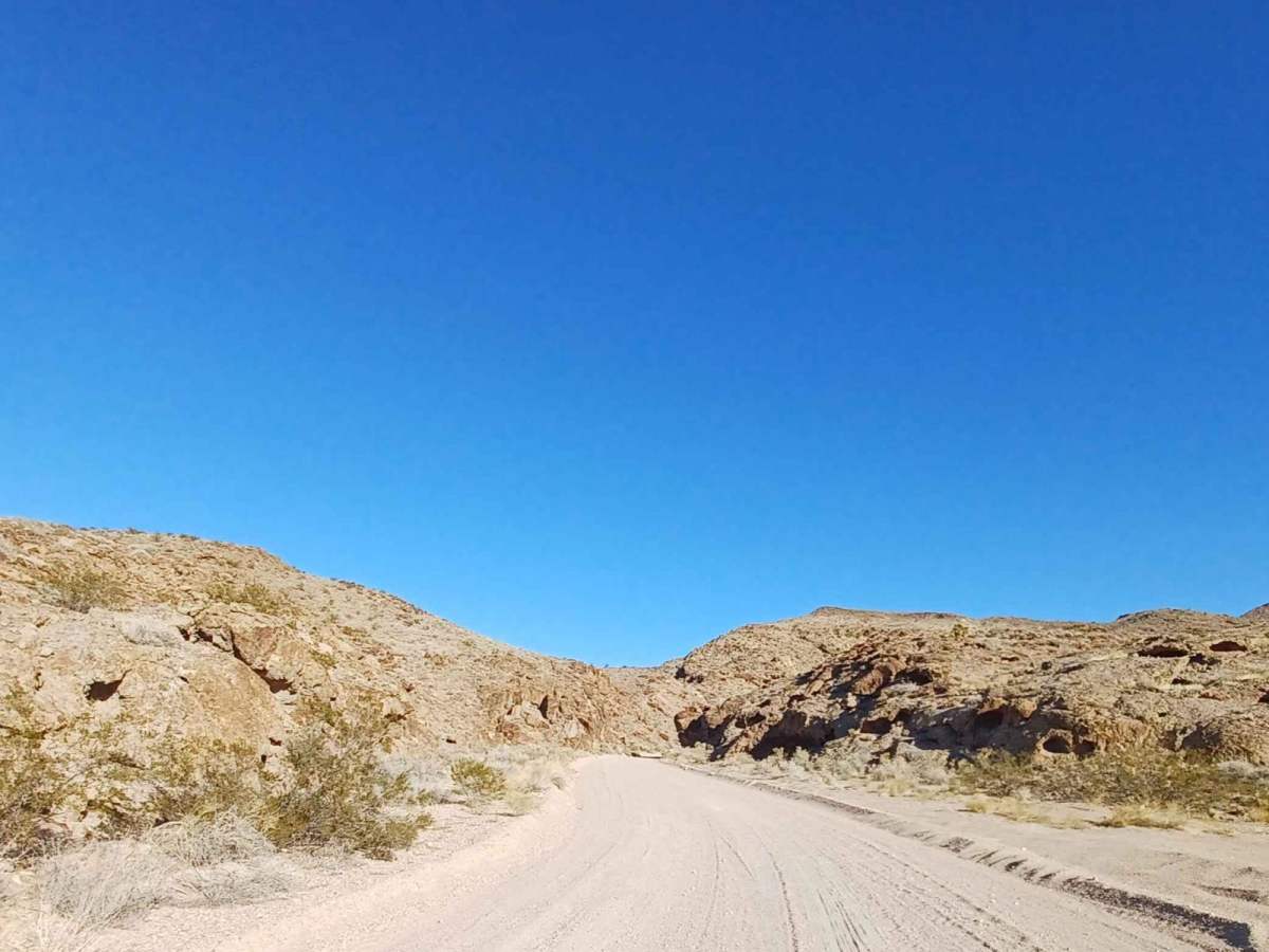 Alamo Canyon Road photo 5
