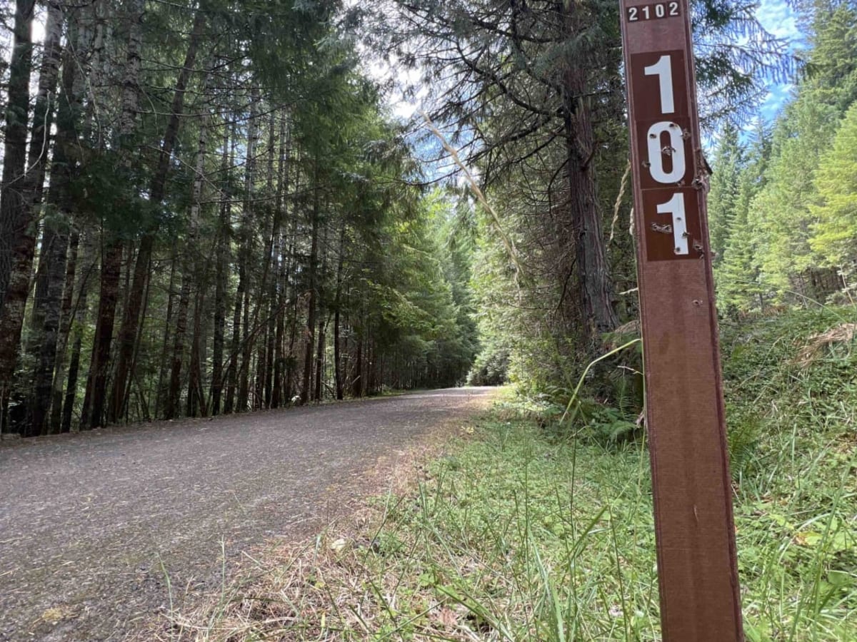 Larison Creek Trailhead Upper 1202-101 photo 2