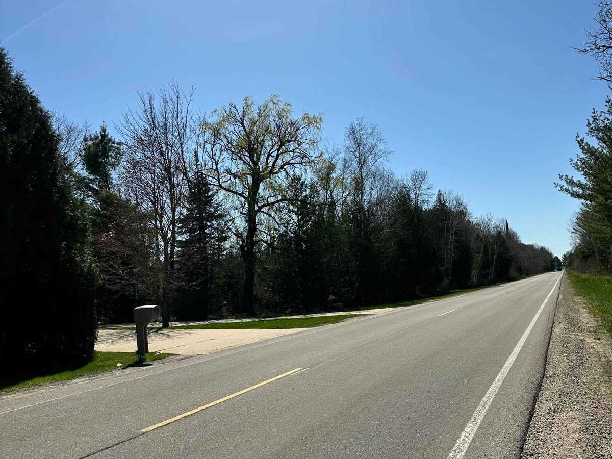 West 40 & 40 1/2 Road photo 3