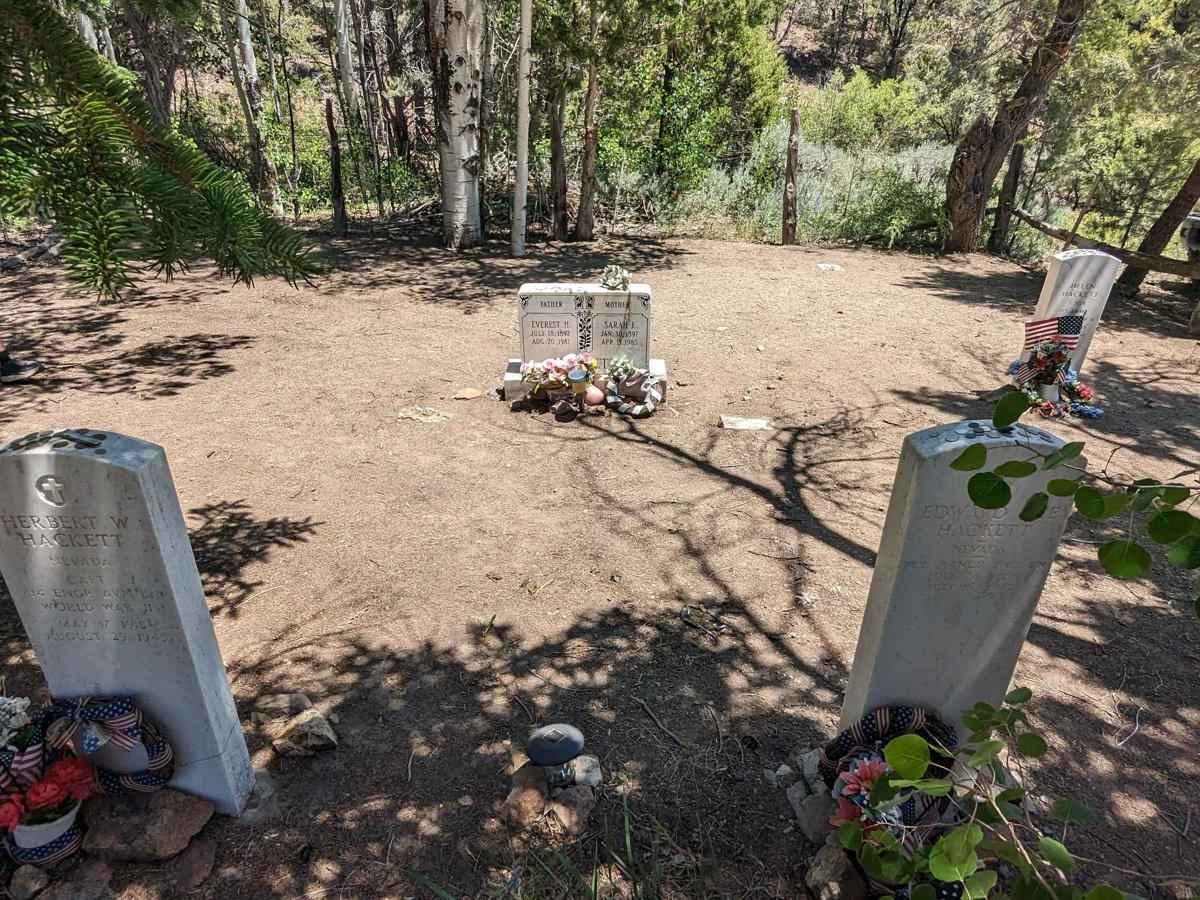 Hacketts Ranch Road photo 6