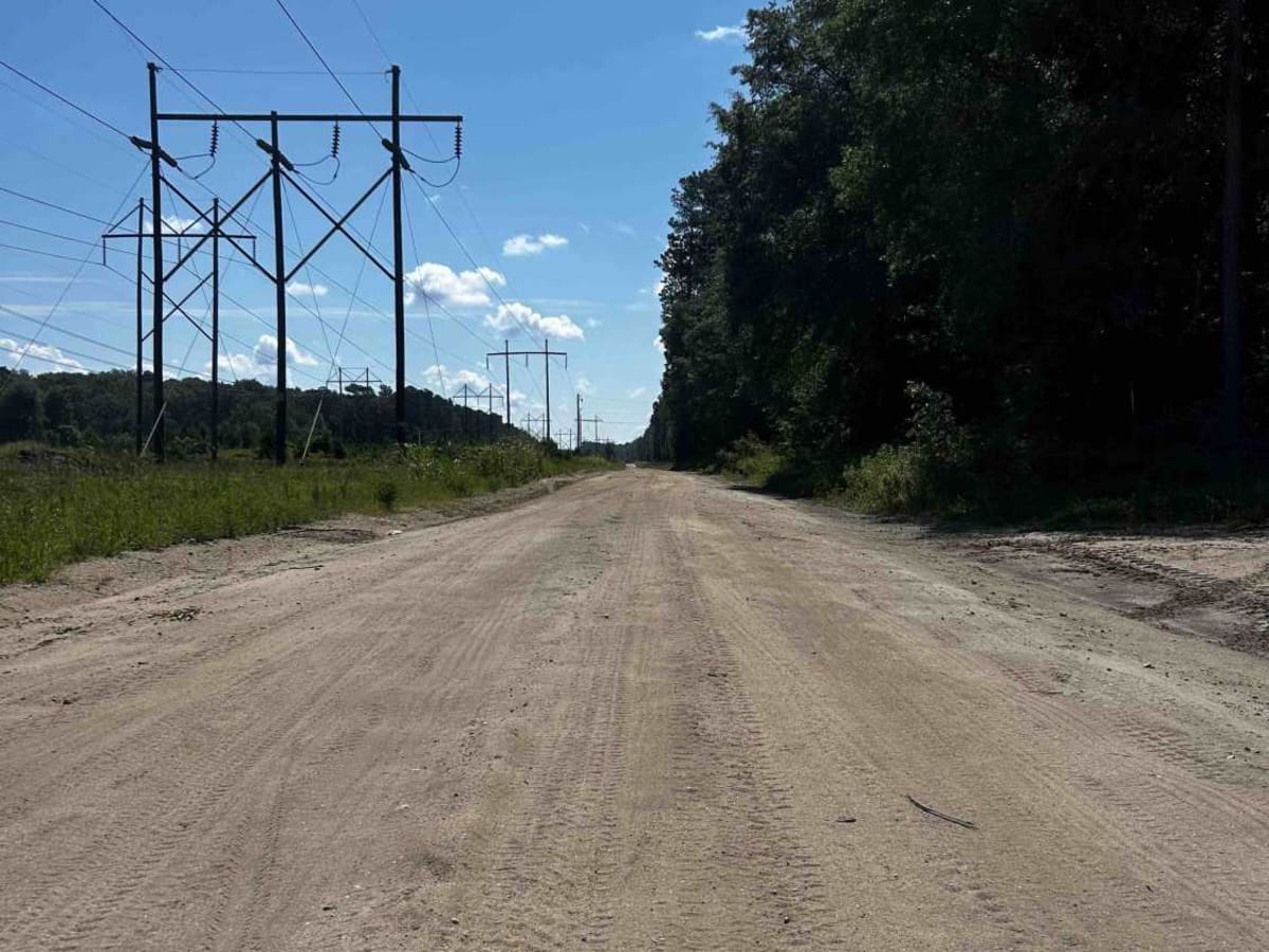 County Line Road photo 6