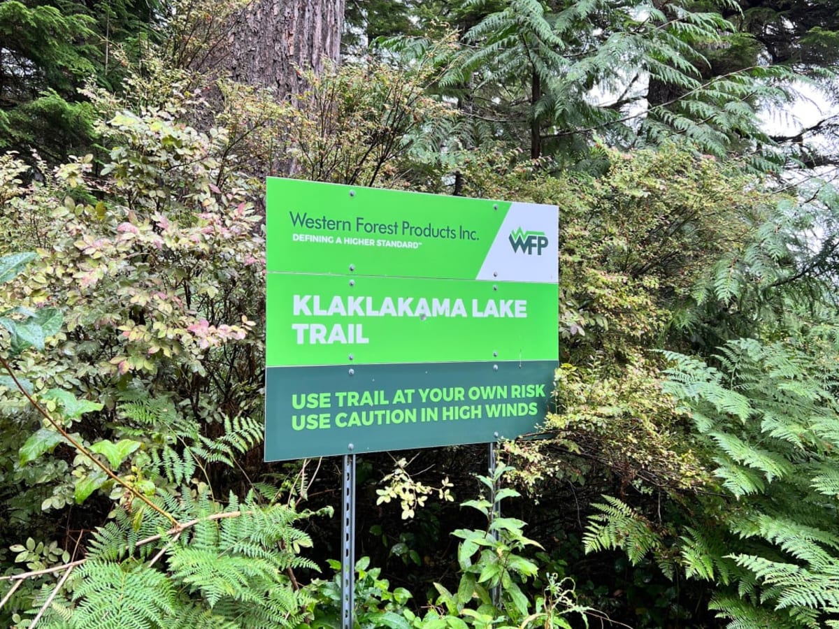 Highway 19 to Klaklakama Lake Recreation Sites photo 6