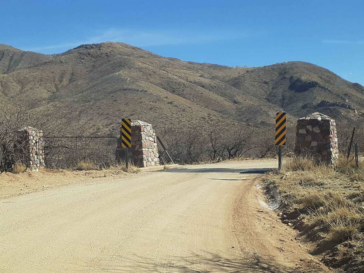 Box Canyon Road photo 3