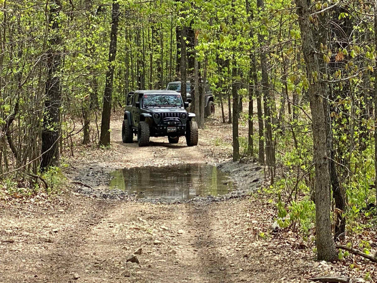 High Mountain Road trail photo