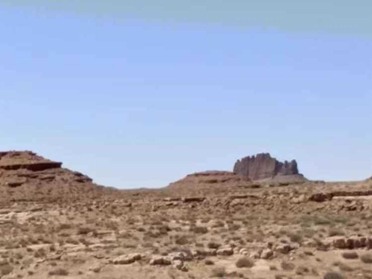 Mexican Hat Ranch Road trail photo