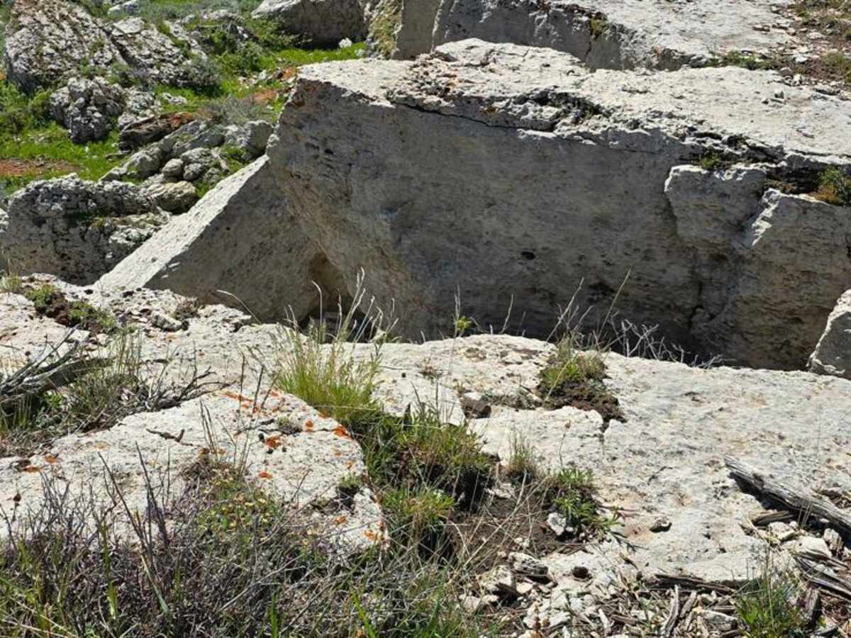 Copmans Tomb - Grouse Creek (Trails 216 & 219) photo 6