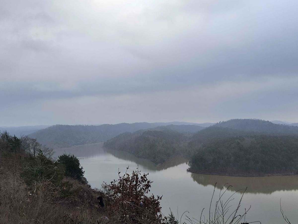 Holly Mountain Trail photo 3